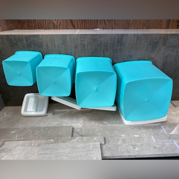 Vintage Turquoise kitchen canister set - Picture 8 of 10